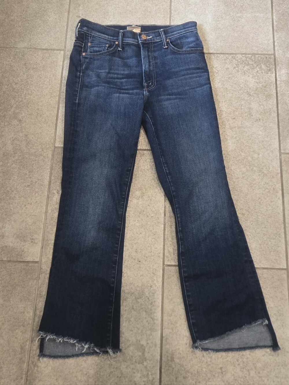 MOTHER The Insider Crop Step Fray Jeans Home Movies Dark Wash 27 Flare Stretch